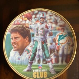 NFL Dan Marino Quarterback Club Plate - Green and White